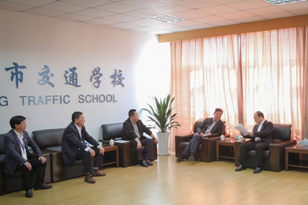 平湖市長(zhǎng)調(diào)研交校1(鐘春芳)_副本.jpg 平湖市長(zhǎng)調(diào)研交校1(鐘春芳)_副本.jpg